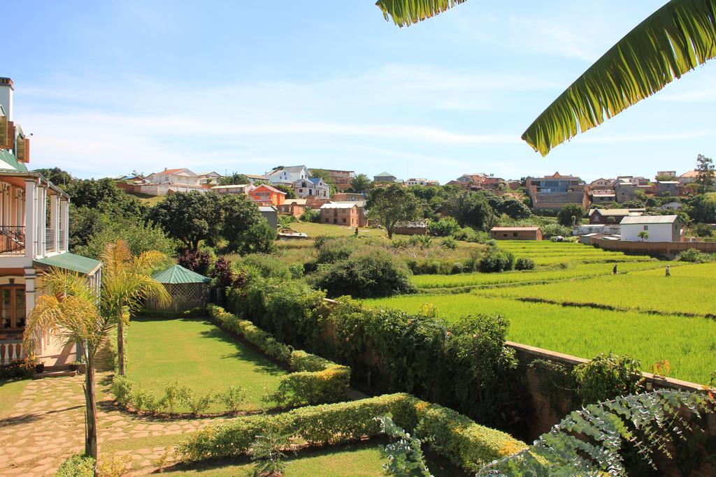 Meva Guesthouse Antananarivo Exteriör bild