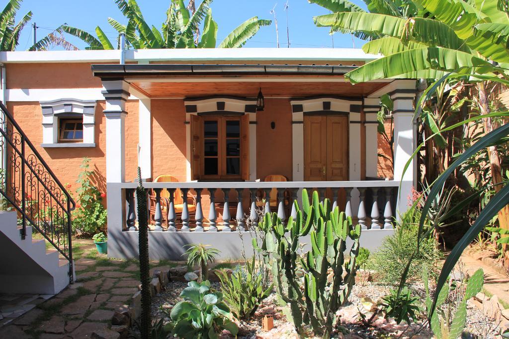 Meva Guesthouse Antananarivo Exteriör bild