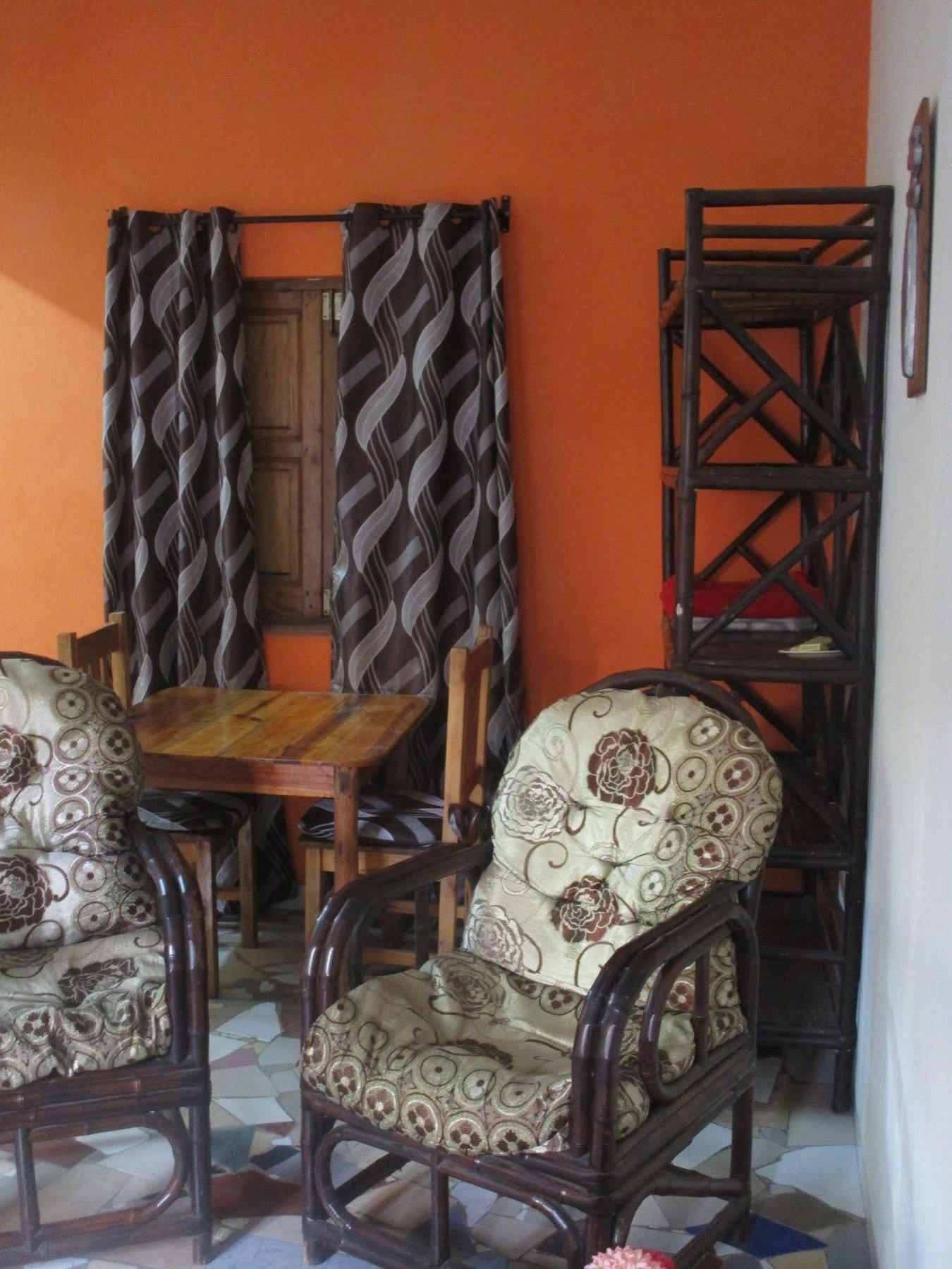 Meva Guesthouse Antananarivo Exteriör bild