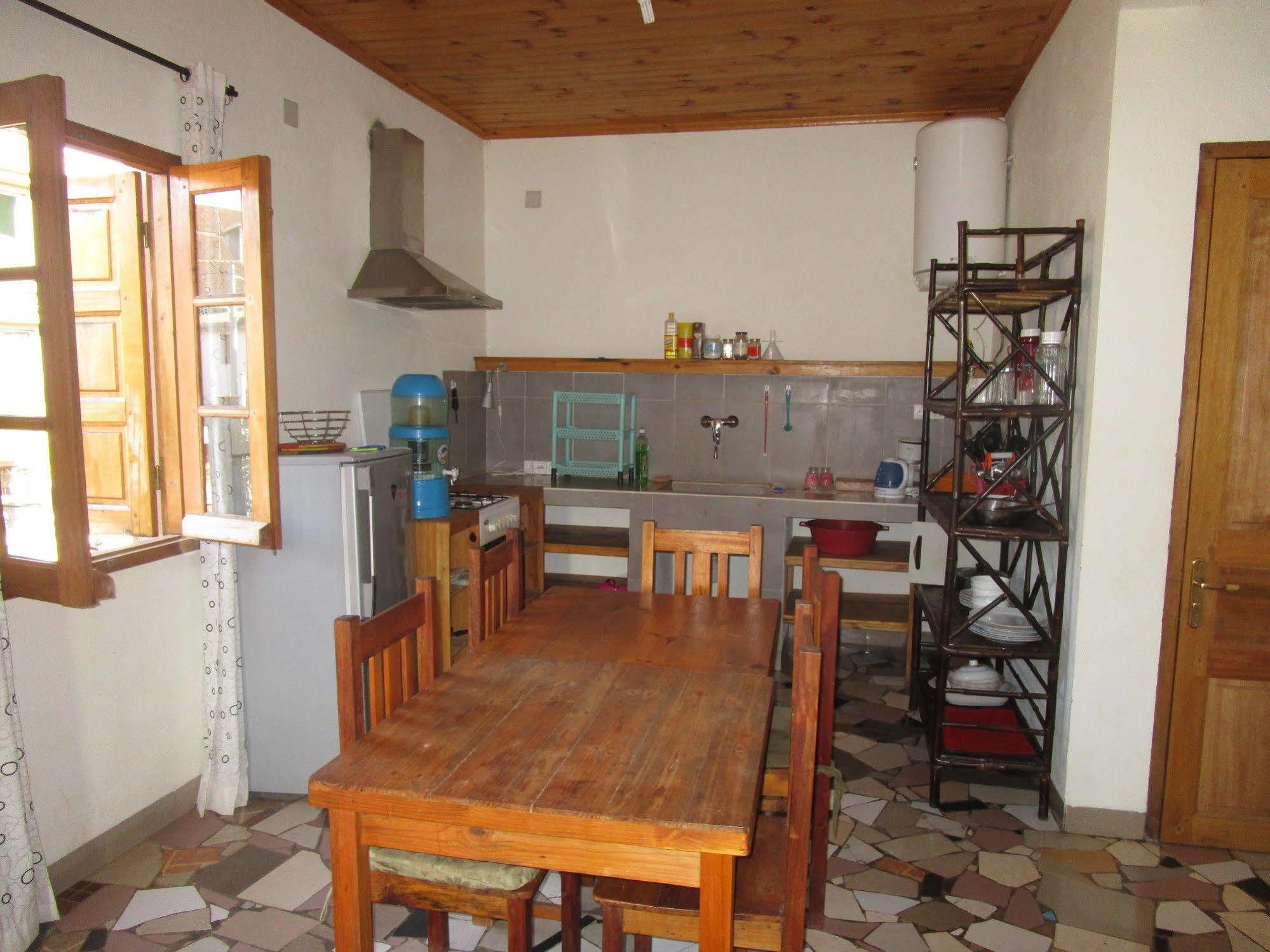 Meva Guesthouse Antananarivo Exteriör bild