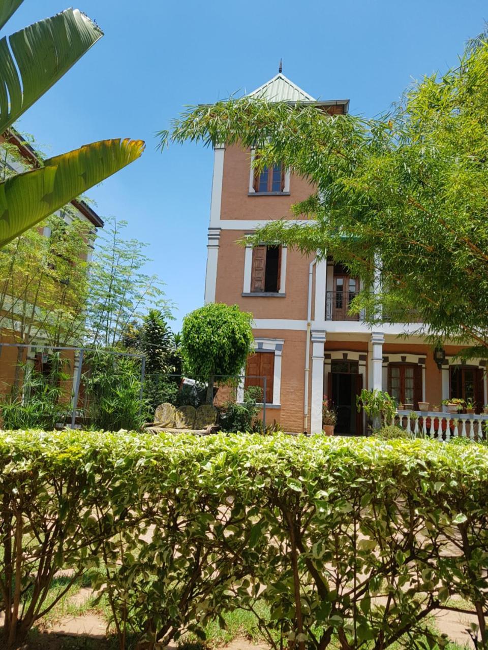 Meva Guesthouse Antananarivo Exteriör bild